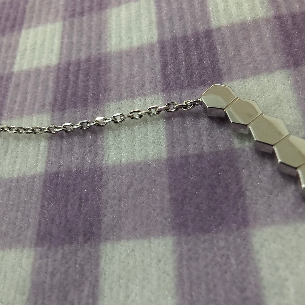 Elegant Hexagonal Silver Necklace with Crystal Accents - Picture 5 of 10